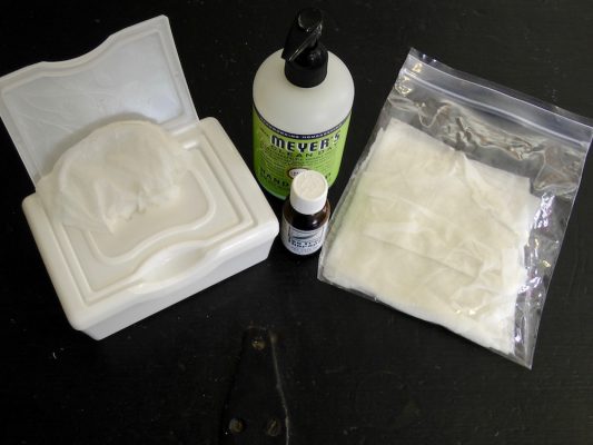 DIY Cleansing Baby Wipes