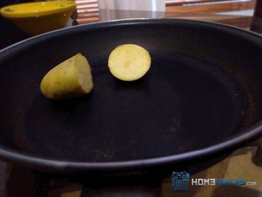 remove rust from a pan