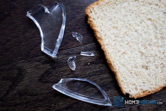 glass pick up with bread